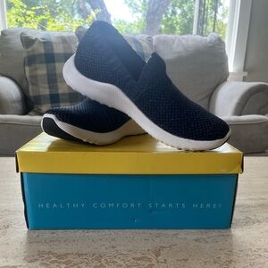 Angie Navy Aetrex shoes.